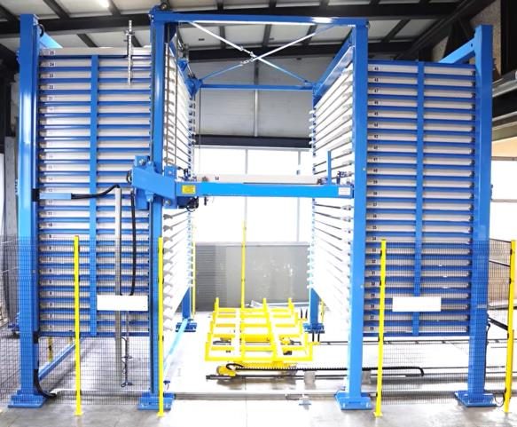 Loading station of a cantilever sheet metal store